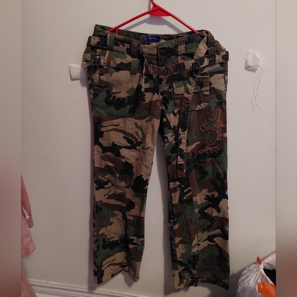 Camouflage pants y2k